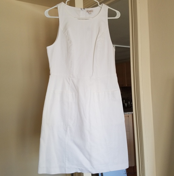 GAP Dresses & Skirts - NWT Gap White Sleeveless Shift Dress
